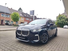 Bild des Angebotes BMW 216 i M Sport PANO,NAVI,AHK,KAM,SHZ