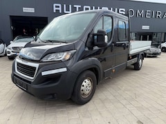Bild des Angebotes Peugeot Boxer Pritsche Doka. 435 L4 BlueHDi 7-Sitz/Klima