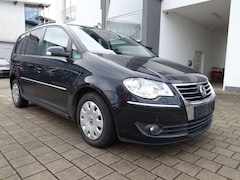 Bild des Angebotes VW Touran Highline AHK/PDC