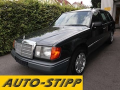 Mercedes-Benz 230 TE SCHIEBEDACH - classic-analytics Note 2+