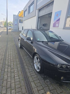 Bild des Angebotes Alfa Romeo Spider 2.2 JTS 16V