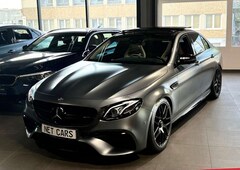 Bild des Angebotes Mercedes-Benz E 63 AMG AMG E63 S 4M+PERFORMANCE+CARBON+PANORAMA+VOLL