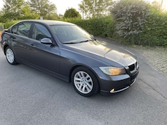 Bild des Angebotes BMW 318 3er 318i