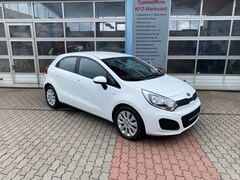 Bild des Angebotes Kia Rio 1.4 , wenig KM, USB , 1.Hand , 6-Gang, HU/AU neu