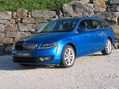 Bild des Angebotes Skoda Octavia Combi Elegance AHK Teilleder XEN