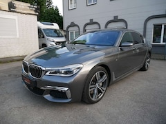 Bild des Angebotes BMW 750 750 i M Sport Laser Pano DisplayKeyGo DrivPro360Ka