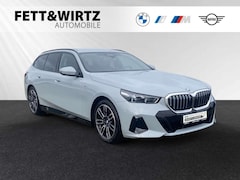 Bild des Angebotes BMW 540 d xDrive Touring M Sport|AHK|B&W|Standhzg.|Autobah