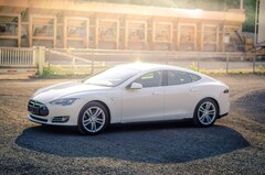 Bild des Angebotes Tesla Model S 85D-free livetime Supercharging-4WD-100%AC-charged