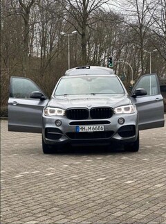 Bild des Angebotes BMW X5 M M50d Sport-Aut.