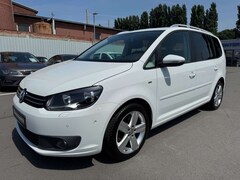 Bild des Angebotes VW Touran Cup BMT*CUP*1HAND*TÜVNEU*TEMP*AHK*PDC