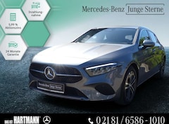 Bild des Angebotes Mercedes-Benz A 180 PROGRESSIVE+STANDHEIZUNG+KAMERA+MBUX+LED S