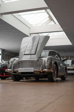 Aston Martin DB DB5 Superleggera