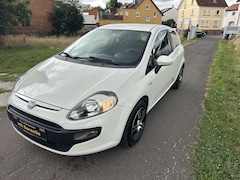 Bild des Angebotes Fiat Punto Dynamic*1.Hand*Alu*ZV*Klima*GARANTIE*HU/AU NEU