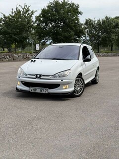 Bild des Angebotes Peugeot 206 RC 180