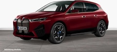 Bild des Angebotes BMW iX xDrive40 22"Sportp,PanoSky,HUD,HaKa,Laser,AHK