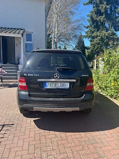 Bild des Angebotes Mercedes-Benz ML 320 CDI 4Matic 7G-TRONIC DPF