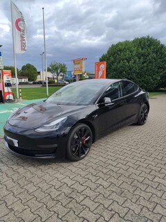 Bild des Angebotes Tesla Model 3 Performance Allrad Autopilot Monitoren