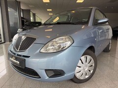 Lancia Ypsilon 1.2 Oro Tüv Radio Klima