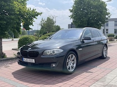Bild des Angebotes BMW 530 530d F11 Vollausstattung gepflegt AHK Comfort