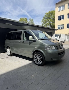 Bild des Angebotes VW T5 Multivan Highline 2.5 TDI Multivan Highline 2003