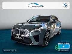 Bild des Angebotes BMW iX2 xDrive30 Head-Up+AHK+Navi+ACC UPE: 72.209€