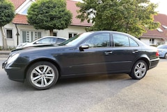 Bild des Angebotes Mercedes-Benz E 240 6 Zylinder/Nur 126000km /Automatik