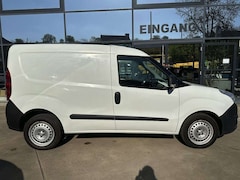 Bild des Angebotes Opel Combo D Kasten  2,4t*2 Sitzer*Benzin/Erdgas