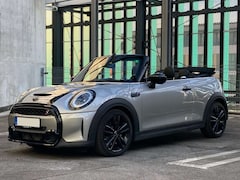 Bild des Angebotes MINI Cooper S Cabrio Mini Cooper S Cabrio Aut. MINI Yours Trim