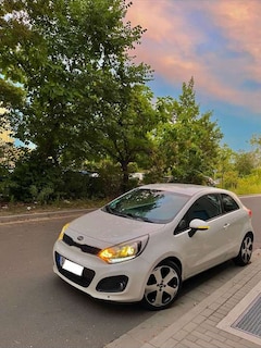 Bild des Angebotes Kia Rio Spirit