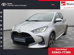 Bild des Angebotes Toyota Yaris 1.5 Hybrid Team Deutschland