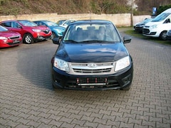 Lada Granta 1.6 16V Norma, AC