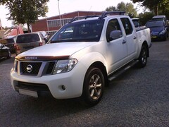 Bild des Angebotes Nissan Navara Double Cab PLATINUM 4X4/ GUTER ZUSTAND!