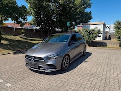 Bild des Angebotes Mercedes-Benz B 250 B250 4Matic AMG Line/LED/Alcantara/Kamera/Autom