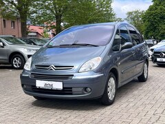 Bild des Angebotes Citroen Xsara Picasso 1.6 16V Exclusive