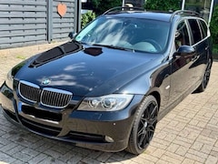 Bild des Angebotes BMW 325 325i Touring