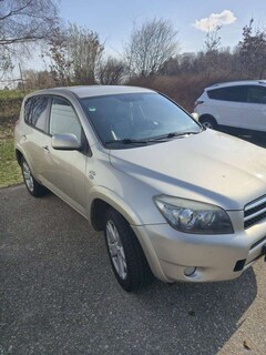 Bild des Angebotes Toyota RAV 4 RAV 4 2.2 D-CAT 4x4 Executive