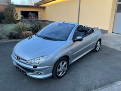Bild des Angebotes Peugeot 206 206 CC CC 110 Automatik Platinum