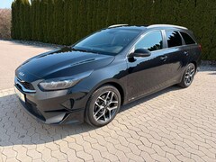 Bild des Angebotes Kia Ceed SW / cee'd SW Ceed SW 1.5 T-GDI Platinum *AHK*Leder*Memory*