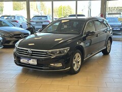 Bild des Angebotes VW Passat Highline*Cockpit*AHK*R.Cam*ACC*IQ.Light