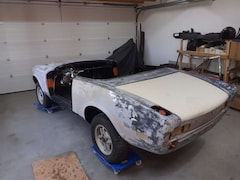 Bild des Angebotes Fiat 124 Spider Oldtimer - zerlegter, teilrestaurierter Fiat 124 Spider CS1