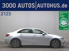 Bild des Angebotes Mercedes-Benz A 200 Lim. Style Navi MBUX T-Leder PDC SHZ