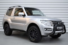 Bild des Angebotes Mitsubishi Pajero 3.2 DI-D Final Edition+SHZ+AHK+64.800km