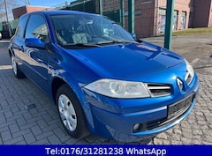 Bild des Angebotes Renault Megane II Lim. 1.6 !! 3-trg. Avantage !! Tüv-NEU