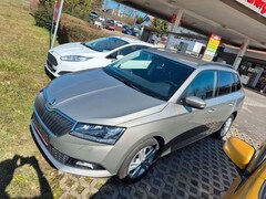Bild des Angebotes Skoda Fabia Combi Style Xenon AHK Sitzhzg Alu APP ACC
