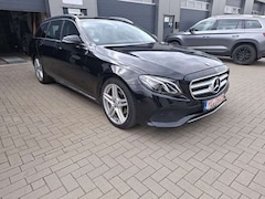 Bild des Angebotes Mercedes-Benz E 200 T-Modell  9G-Tronic,Navi,Camera ,ESD