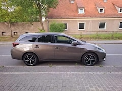 Bild des Angebotes Toyota Auris Auris 1.8 VVT-i Hybrid Automatik 5 jahre Garantie