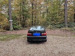 Bild des Angebotes BMW 323 323i