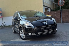 Bild des Angebotes Peugeot 5008 1.6 155 THP Family plus*7Sitz*HUD*Pano*NAV*