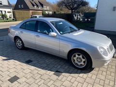 Bild des Angebotes Mercedes-Benz E 200 E 200 Kompressor Automatik Classic