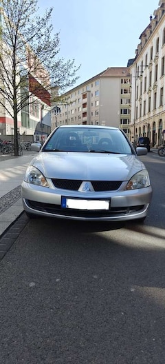 Mitsubishi Lancer 1.6 Comfort